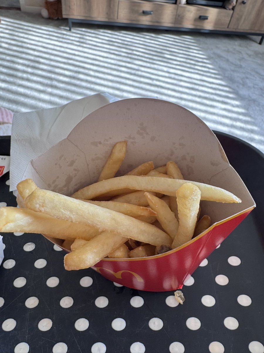 jen taylor tweet media