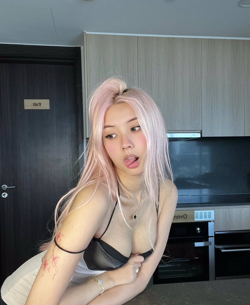 𝕪𝕠𝕜𝕠 ⾕ tweet media