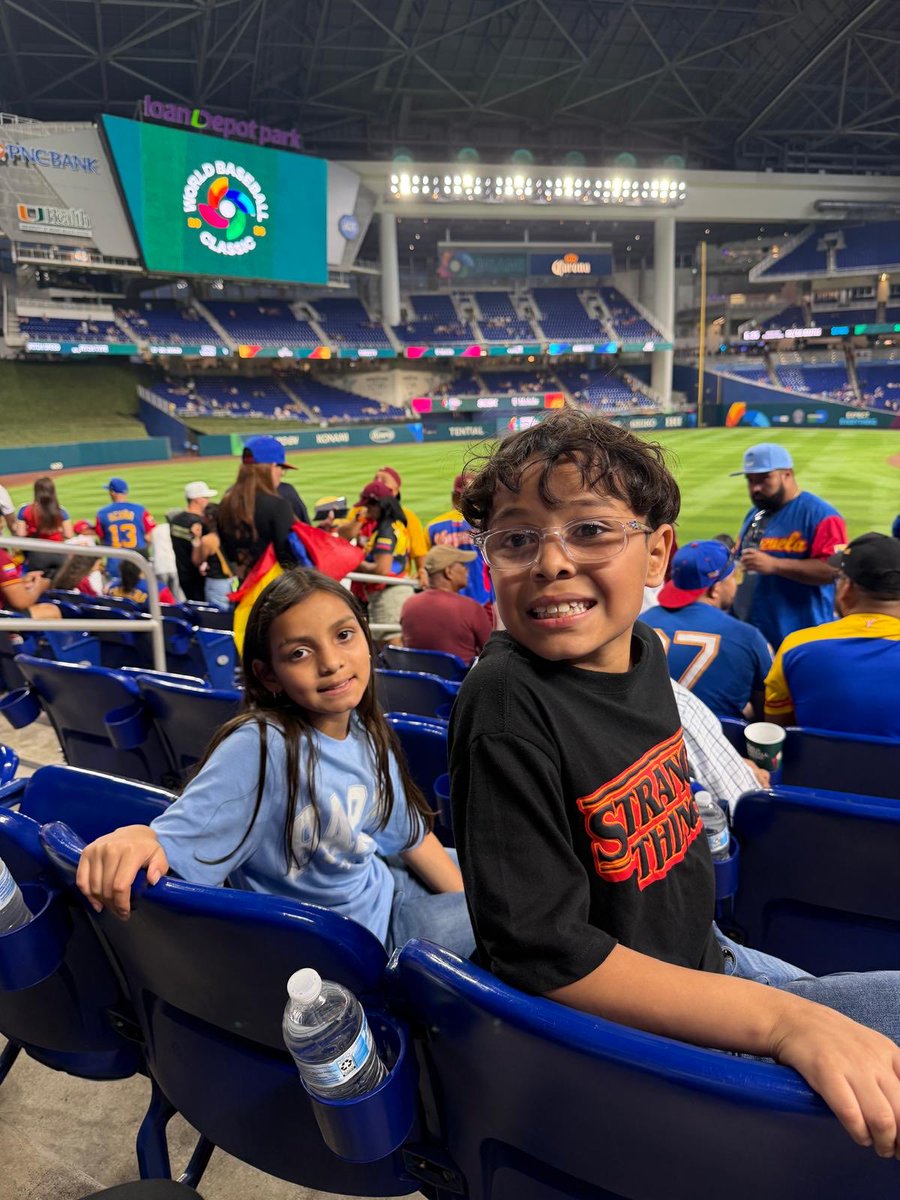 1alejosec's tweet photo. World Baseball Classic 2026 ⚾️🇻🇪 https://t.co/HWo4l9ZaqI