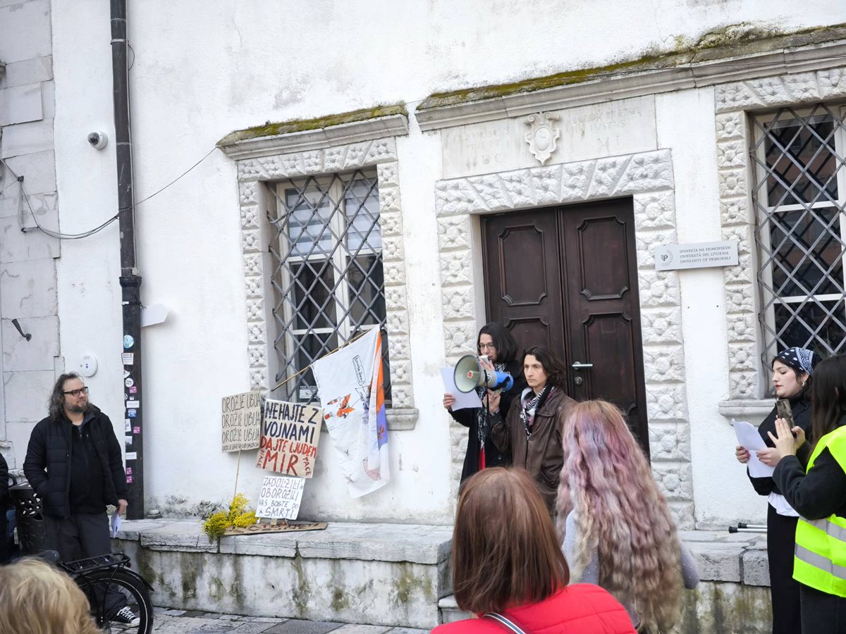 Ainfoshop's tweet image. Few hundred people at the "We won't work for your wars!" feminist #8M2026 demonstration and gathering against war and patriarchy in #Koper #Slovenia 💜