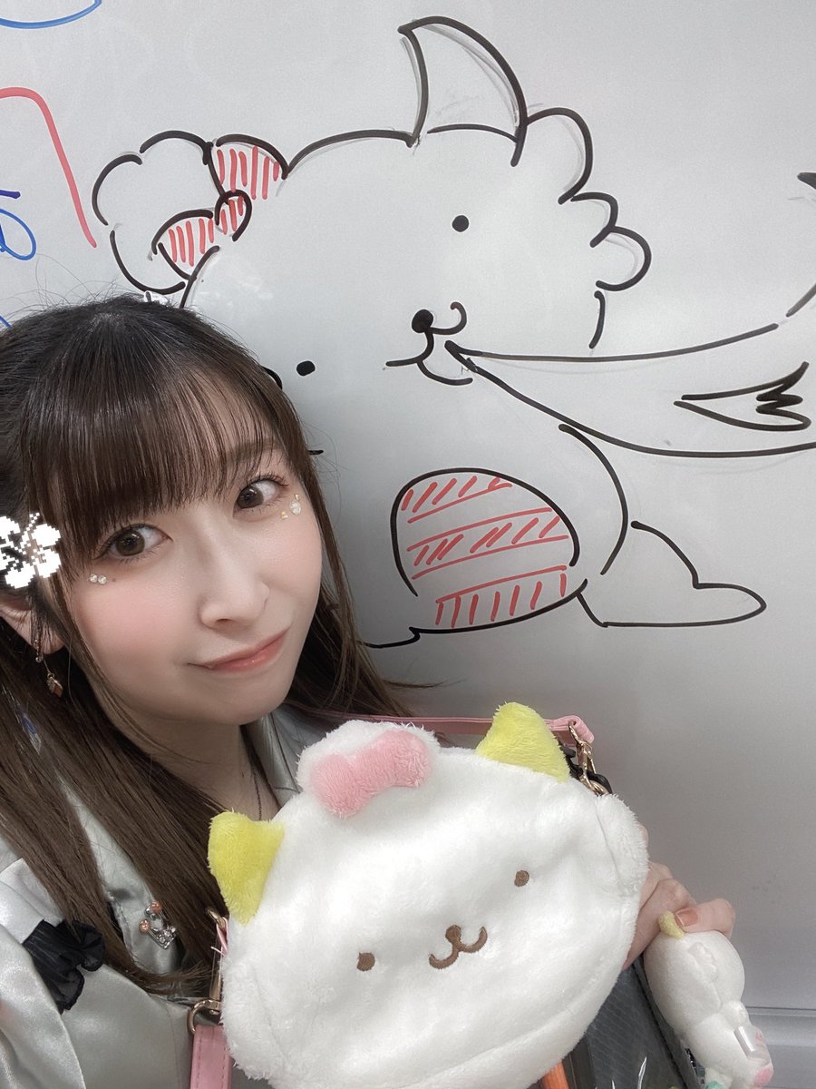 ank__mochi's tweet photo. 楽しんごさん生誕とNearFutureCodeⅢ
ありがとうございました🤍

たくさんの♡ラブ♡を感じた1日だった！
みなさんにも注入できたかな？

#札幌CANDYS 
#あざとかわいいばんさま https://t.co/o5CJTDBlNM