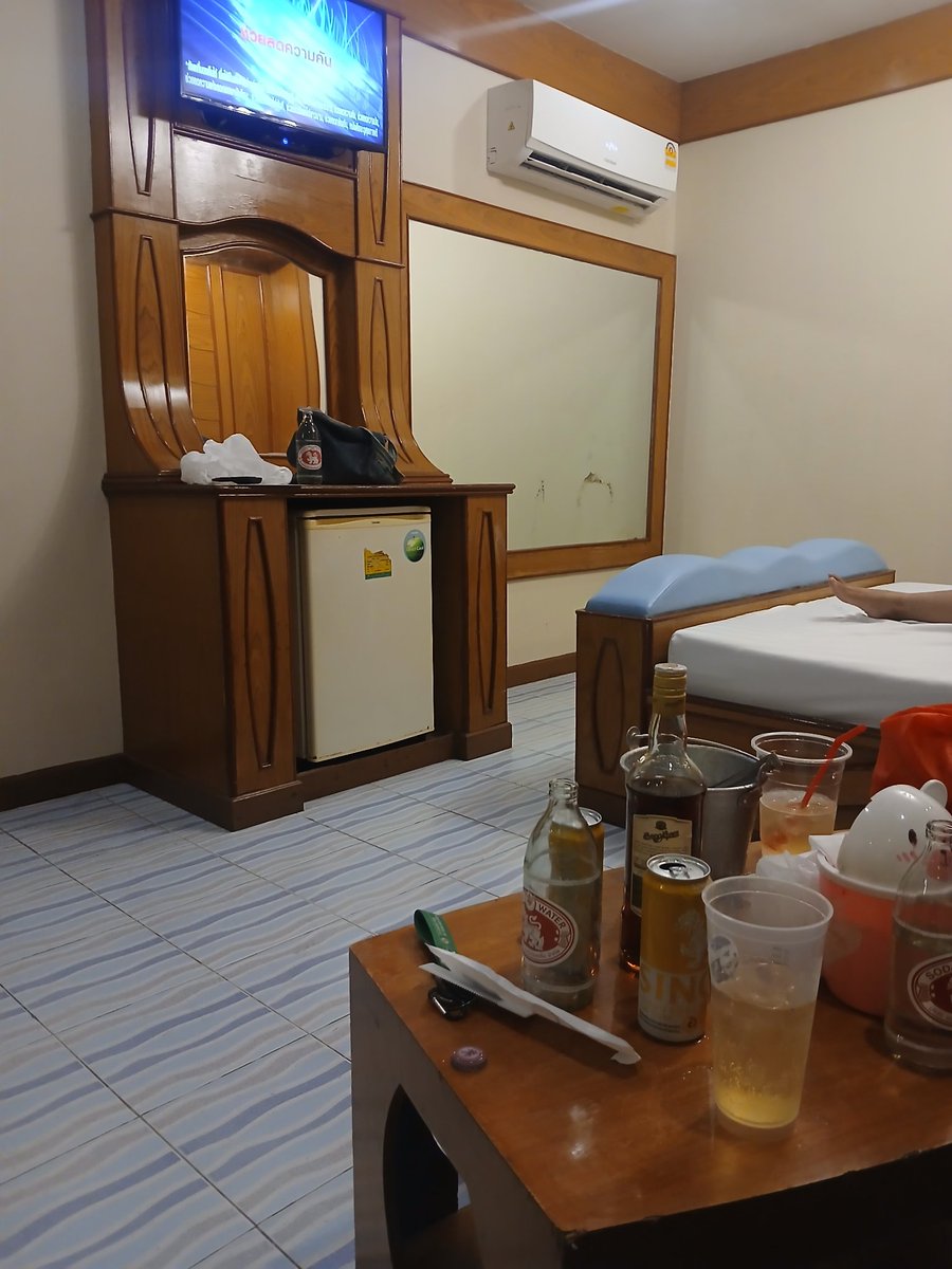 คู่วังน้อย tweet media