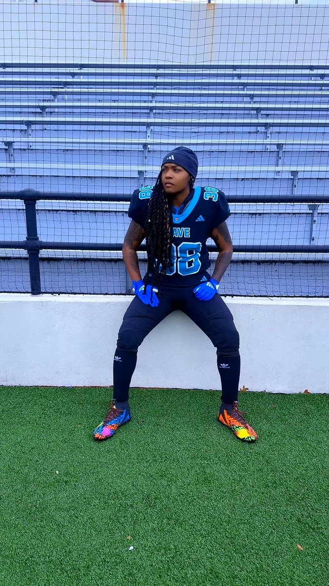 eb_pooh's tweet photo. She’s backkkkkkk!!!…. BIG running back…. STILL the BIG Baby…. 38 Gawd…. 🤫🩵🌊 https://t.co/vOAxJ5aEyl