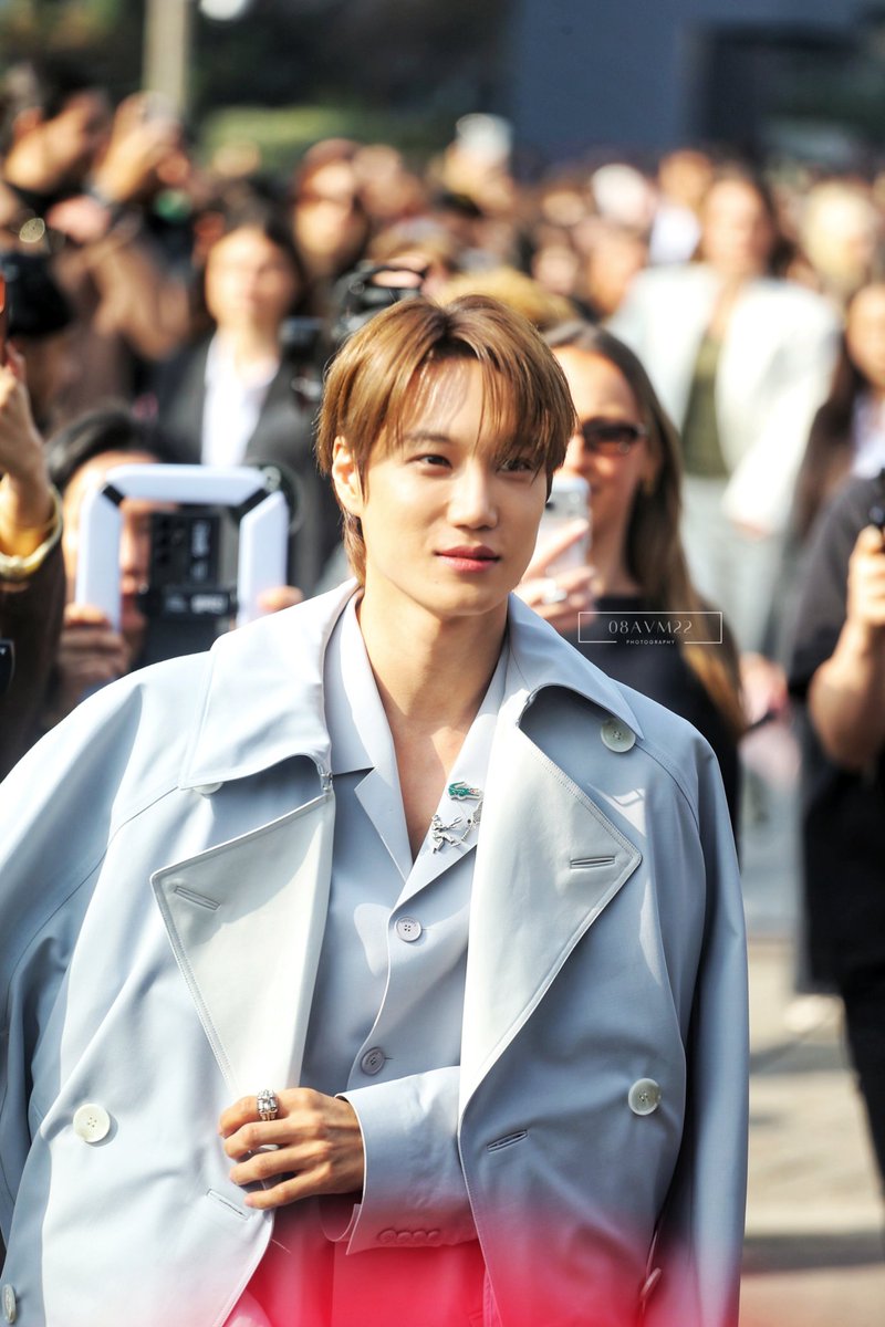 08avm22's tweet photo. Finally meeting again one of my favorite idol after 13 years. 
Words can't express how happy and greatful i am right now

#KAIxLacosteFW26 #LacosteFW26
#KAI #카이 #Lacoste
#ParisFashionWeek #PFW 
@Lacoste https://t.co/QhSGJYGW0N