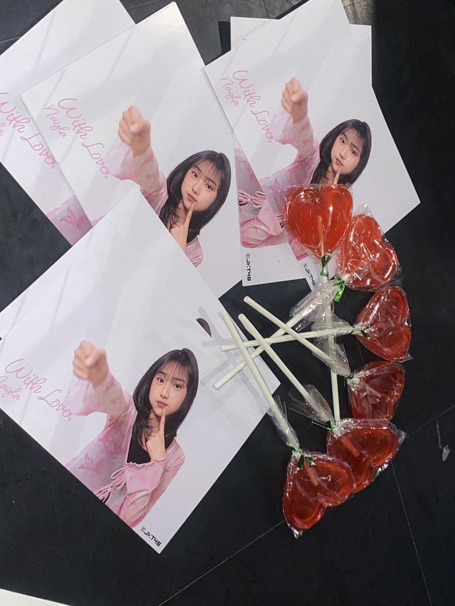 SNayla_JKT48's tweet photo. TERİMAKASİH BANYAK EVEN OFC HARI INI!! Seru banget yaaaaa hehehehe
Semoga perasaan kita bisa sampai ke hati kalian 🩷
Time love selalu disisi kamu terus 🥺😼
Selamat istirahat dan hati hati ya pulang nyaaa!!
See u bsk vc dan nanti kita live sr kali ya….!!??? https://t.co/I0G80SZpX2