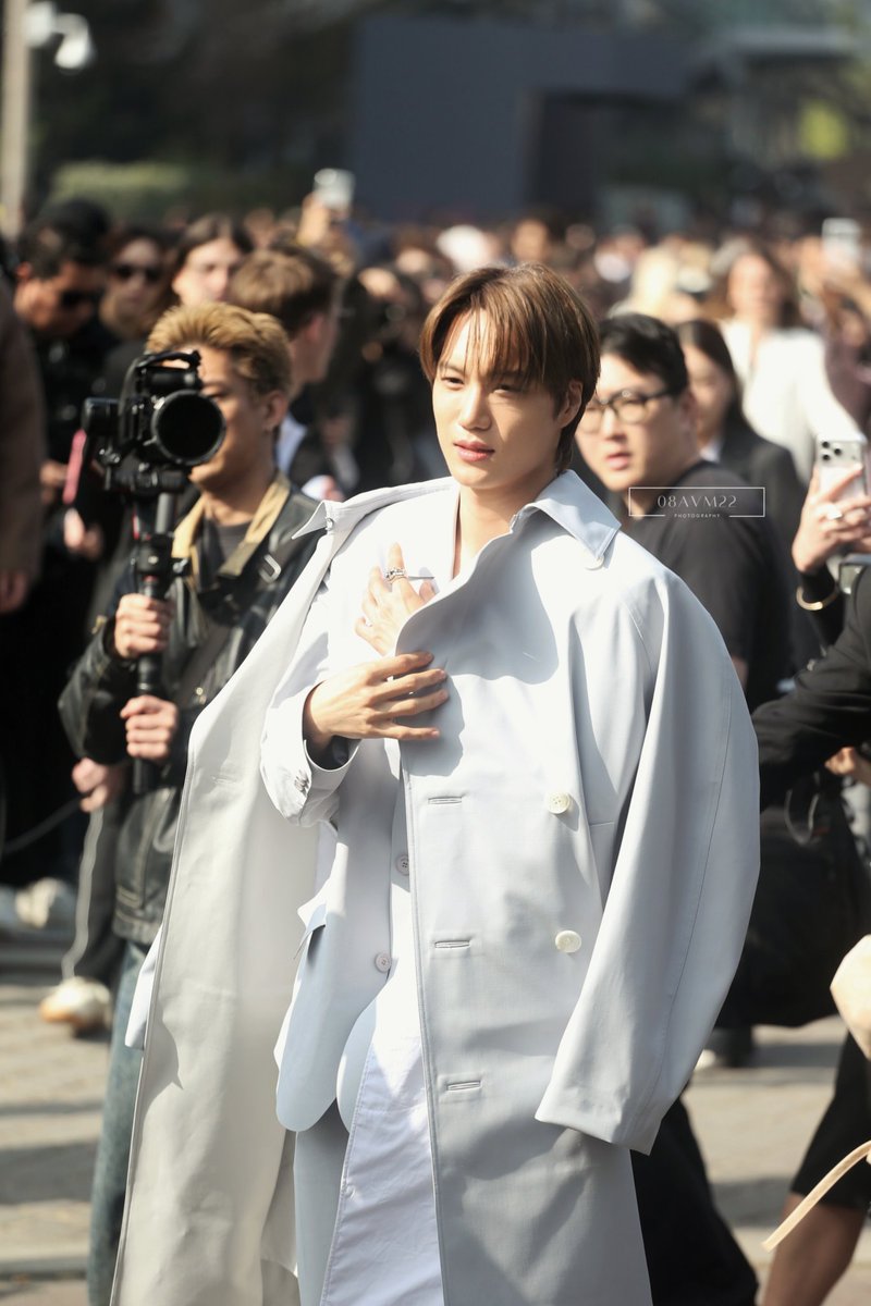 08avm22's tweet photo. #KAIxLacosteFW26 #LacosteFW26
#KAI #카이 #Lacoste
#ParisFashionWeek #PFW 
@Lacoste https://t.co/JJ28RuCTBI