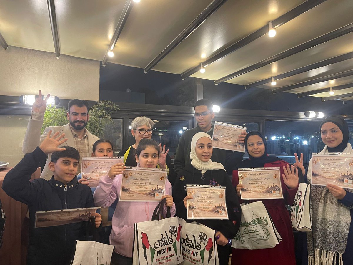 The Hands Up Project tweet media