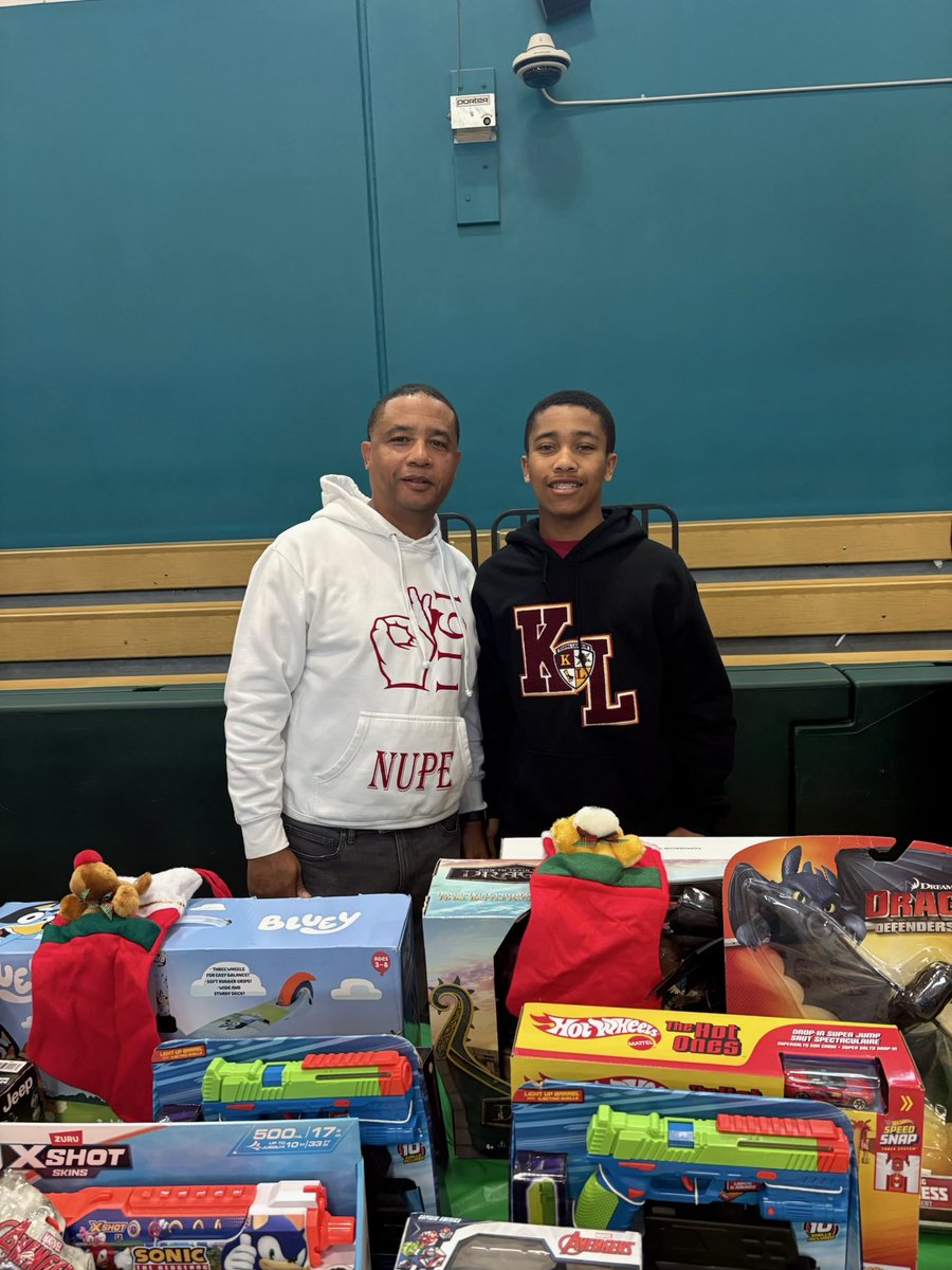 2KendraNicole's tweet photo. @3ctjbaseball high school baseball player who leads both on and off the field. Active in Kappa League and Top Teens of America mentorship, while volunteering and supporting community initiatives. A true example of leadership, service, and commitment to making a positive impact. https://t.co/RxKzVAz1U0