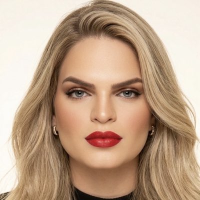 CalixtaFlora's tweet photo. #NovaFotoDePerfil https://t.co/Zk1RjKqUPA