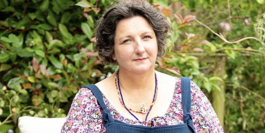 EXCLUSIVE: 'I was told to work in Co-Op until pregnant - now I've written a bestseller'
mirror.co.uk/news/uk-news/i…