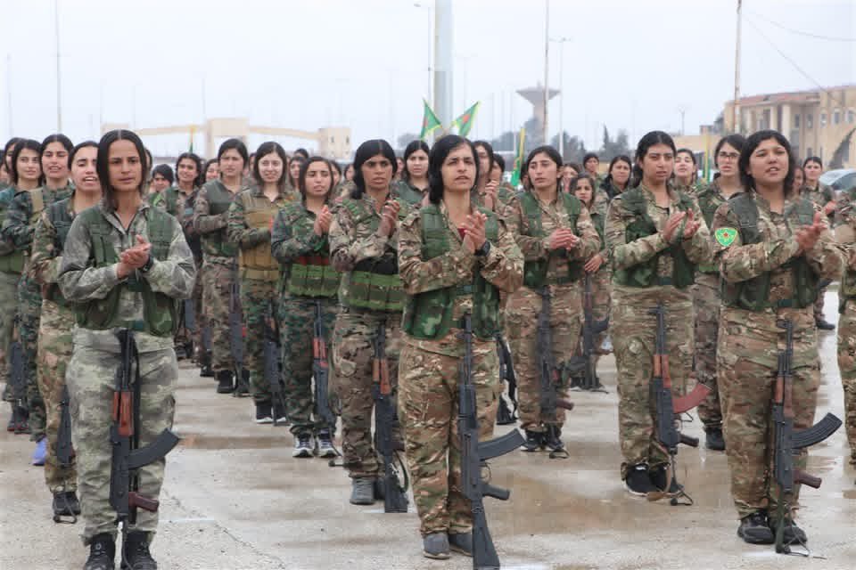 starrcongress's tweet photo. Women fighters in Rojava held a military parade for International Women’s Day, honoring the fallen members of the Women’s Protection Units (YPJ). They reaffirmed their determination to continue the struggle and protect women across Syria from injustice and oppression. https://t.co/GjZbQqjGAo