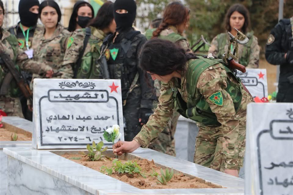 starrcongress's tweet photo. Women fighters in Rojava held a military parade for International Women’s Day, honoring the fallen members of the Women’s Protection Units (YPJ). They reaffirmed their determination to continue the struggle and protect women across Syria from injustice and oppression. https://t.co/GjZbQqjGAo