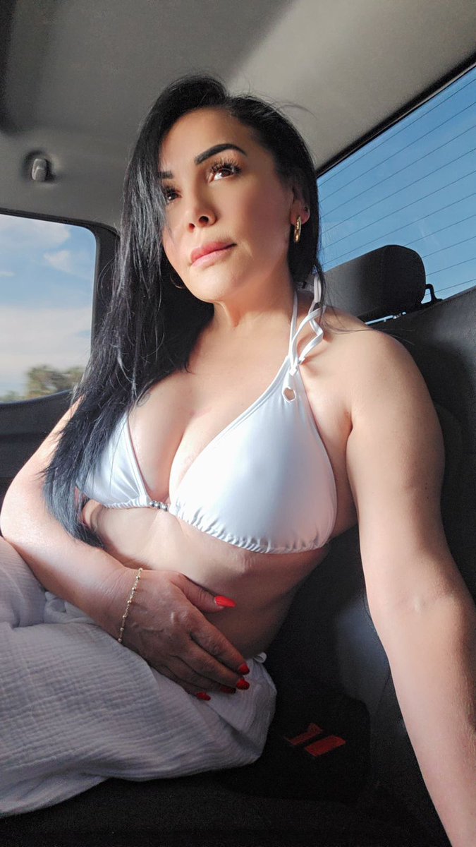 KariNova89520's tweet photo. Anybody to go have some drinks in Dallas #dtx #dallasgirls #dallasmassage #dallastexas #meets #oakcliff #dallastxmeetup https://t.co/KoPH8qgIUD
