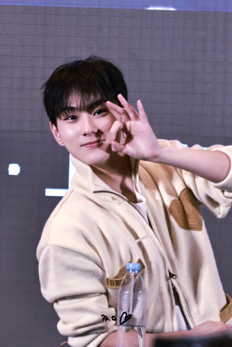 260308 쩡초딩👌🏼

#JUNGWON #양정원 #정원 #ジョンウォン
#엔하이픈 #ENHYPEN