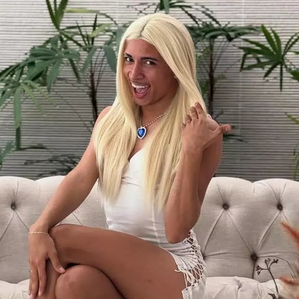 UpdateCharts tweet media