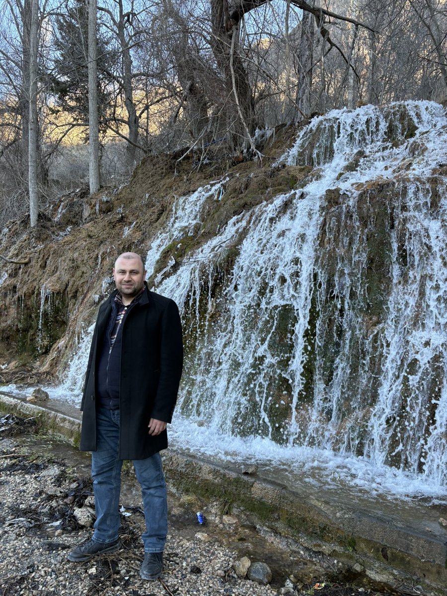 Taşkentliler Kültür ve Yardımlaşma Derneği yönetimi olarak memleketimiz Taşkent’i ziyaret ettik.
Taşkent’in önemli noktalarından biri olan Sultan Suyu’nda hemşehrilerimizle bir araya gelerek hatıra fotoğrafı çektik.
Doğasıyla, tarihiyle ve insanıyla güzel memleketimiz Taşkent