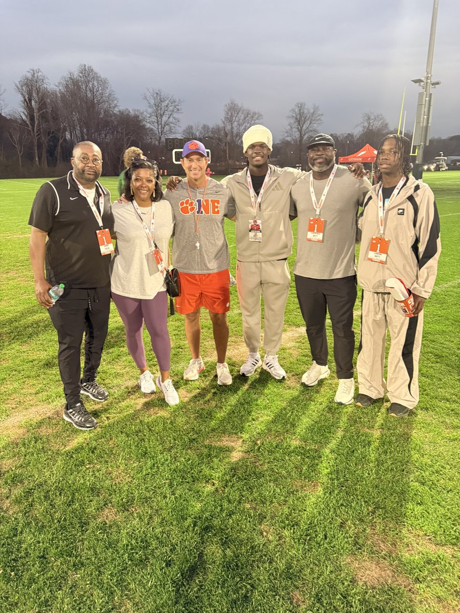 Lawrence Britt tweet media