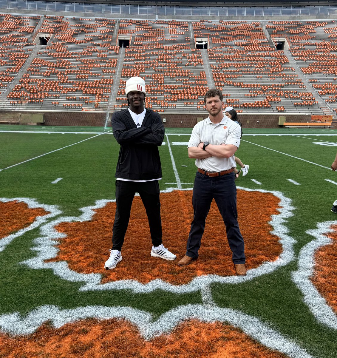 Lawrence Britt tweet media