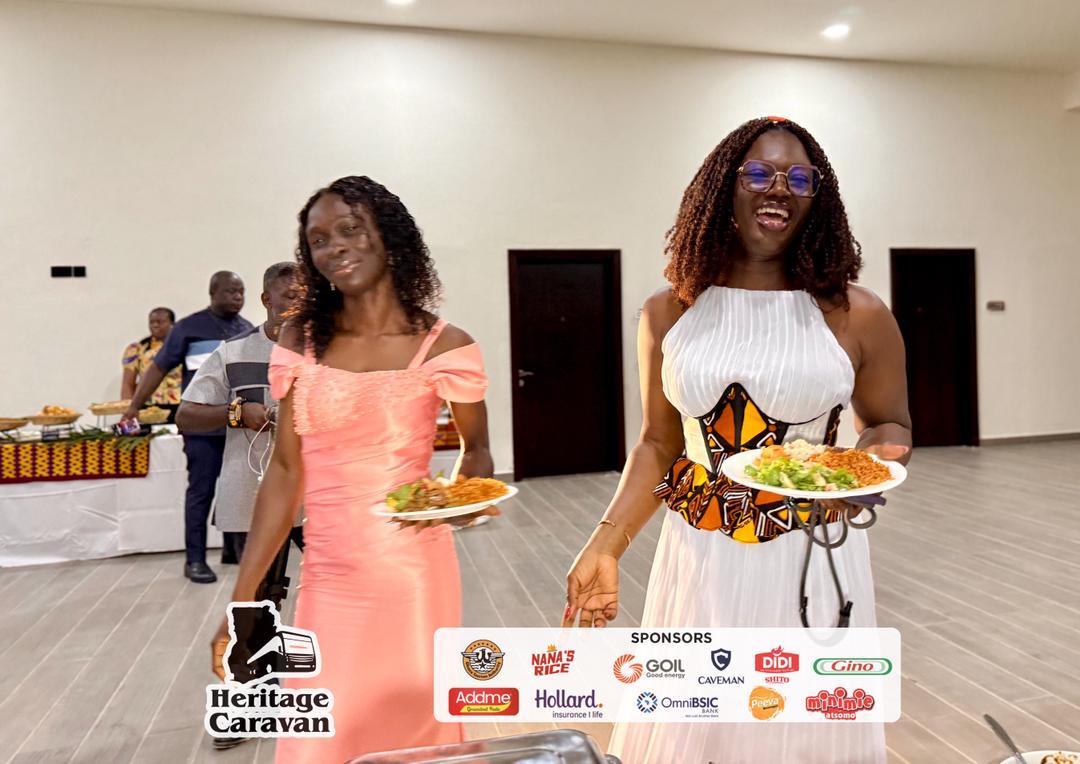 Citi973's tweet image. Decade-long memories, a dinner to match — good food, great music, and even better company.

Sponsored by:  @minimieatsomo @GinoGhana @cavemanwatches @GOIL_Official @PeevaBeverages @NanasRice @ghanatourismGTA @HollardGhana Add Me groundnut paste, Didi Shito

#Day7 #HeritageCaravan