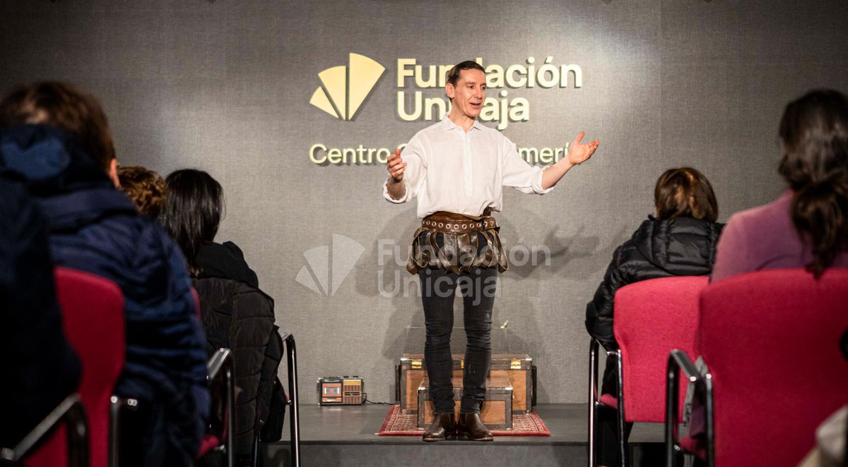FundUnicaja's tweet photo. 🎭El Quijote de Cervantes recala en el #CentroCultural FundaciónUnicajaAlmería 

👉Recorremos la historia del ingenioso hidalgo de la Mancha de la mano de la compañía teatral La Pica Lagarto.

📆 Próxima parada19 de marzo en Cádiz / 20 de marzo en Sevilla

📸 @chemaartero https://t.co/sX1N9N9V1i