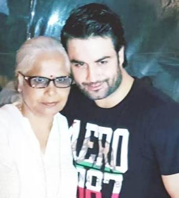 ARREYSUNOO's tweet photo. Happy Women’s Day to a truly strong and graceful woman❤️🫂 
Your strength, dignity, and silent resilience are deeply admirable🫡🫶
 
Wishing you endless peace, happiness, and blessings always💖 https://t.co/wG8zkPAXyw