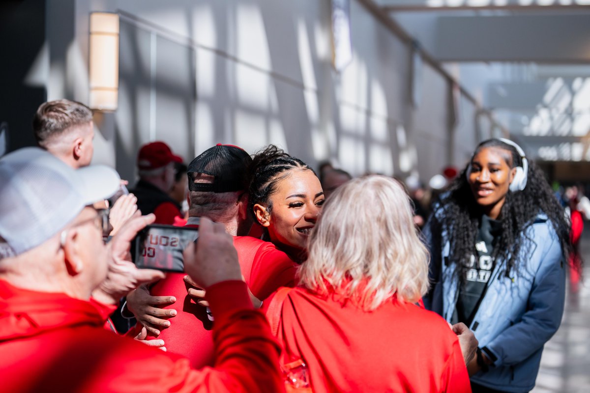 South Dakota Women’s Basketball tweet media