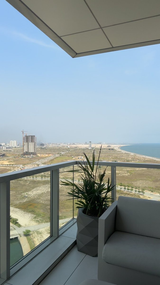 6lyfestyle tweet media