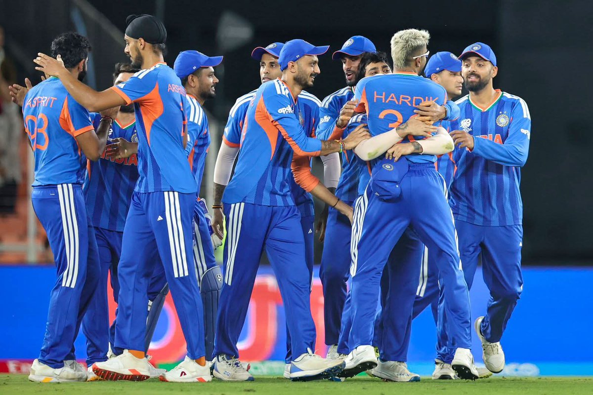 dastapas93's tweet photo. Jeet gaya India! 🇮🇳🔥
T20 World Cup 2026 Champions 🏆
Chak De India!

#T20WorldCup2026final #IndiaVsNewZealand
#IndianCricketTeam https://t.co/q52QA1cuju