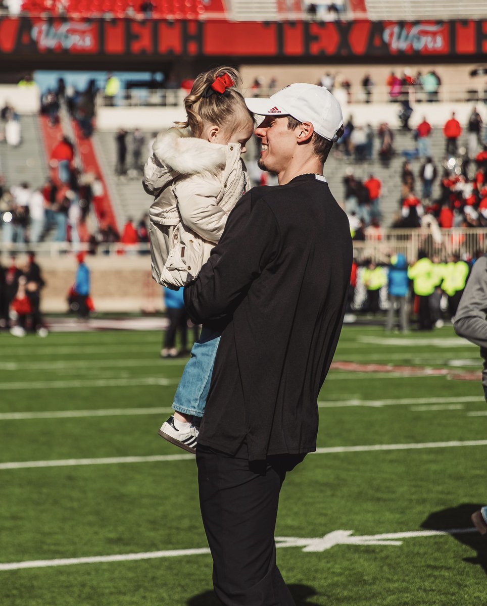 Josh Cochran tweet media