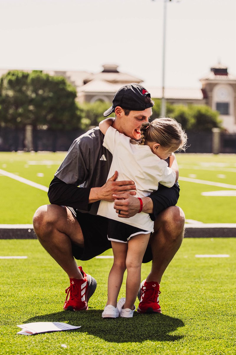 Josh Cochran tweet media