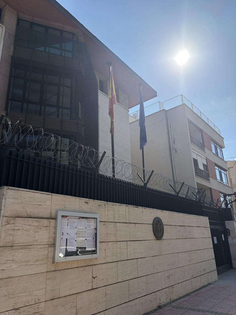 valepotriatt's tweet photo. ziyaret ettik mecbur 🇪🇸 https://t.co/XSmyoyntIJ