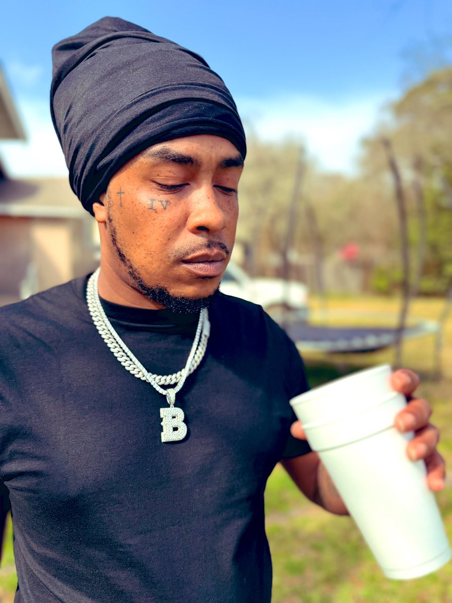 He ain’t really trying to get one in wit us💚