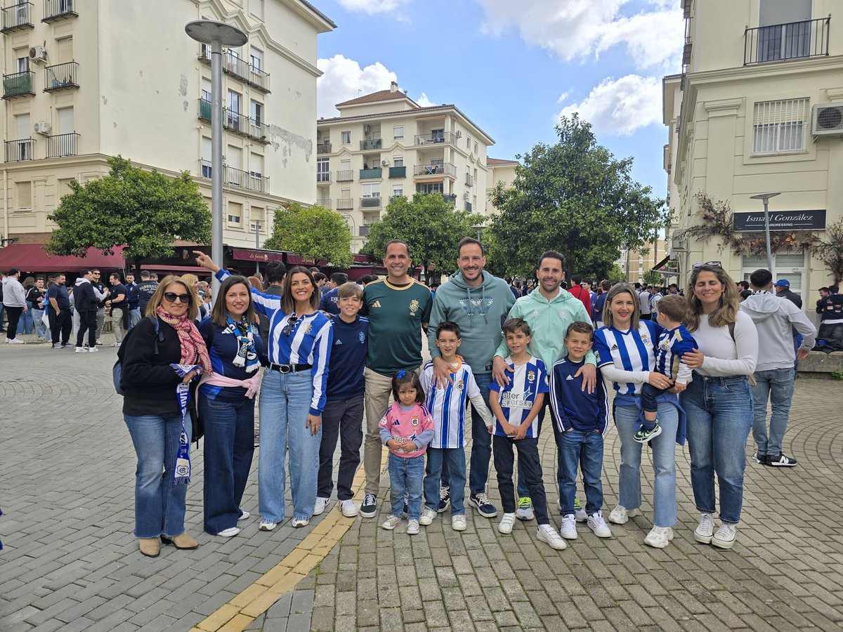 <a href="/carril10fb/">Carril 10</a>