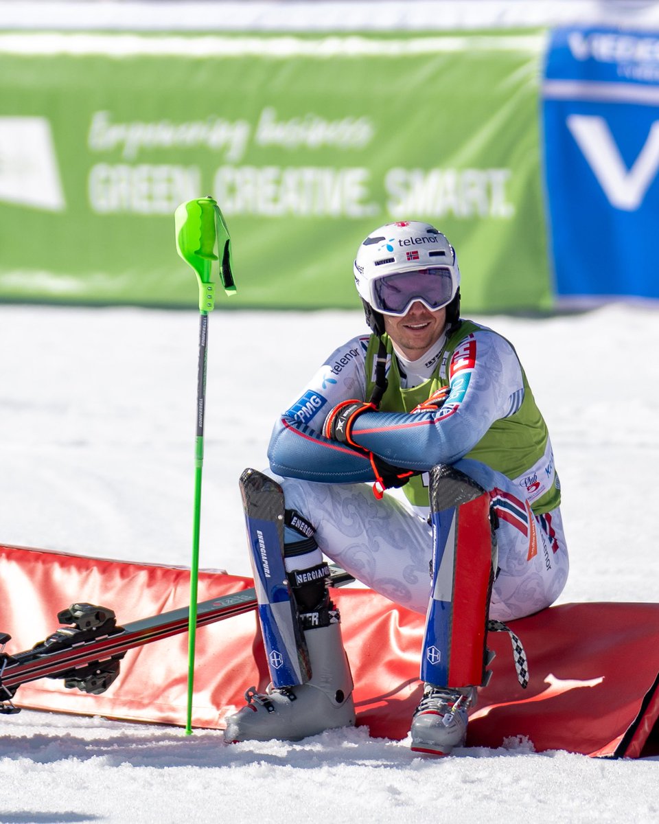 H_Kristoffersen's tweet image. Wow that was tight 🐢💨 Happy to grab 2nd today 🥈

📸: @joergmitter 

#P2
#thevandeerredbullway 
#givesyouwings