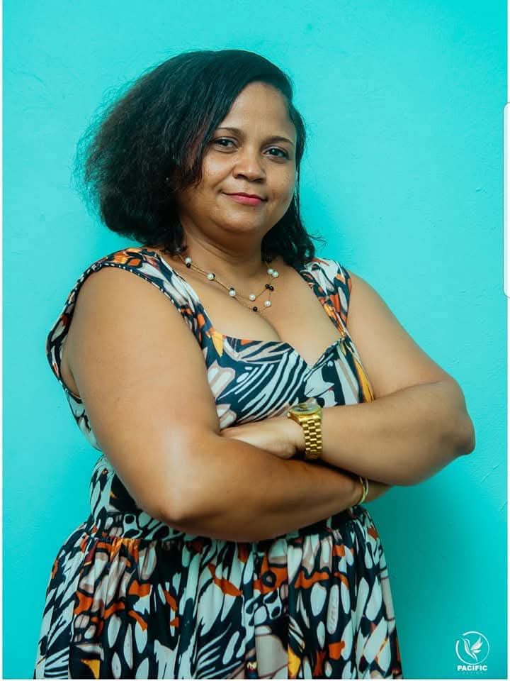 Donner des conseils, c'est bien.
Être un bon exemple, c'est mieux.
Pour ce 8 mars, publies ta dulcinée stp
La mienne (ye oyo) Bibiche Nsimba Willaume