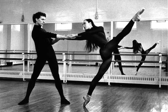TyLynne7's tweet photo. @zakfilm #balletforever
โค๏ธsylvie guillem โค๏ธ๐โค๏ธ https://t.co/6r2FaYoVnV