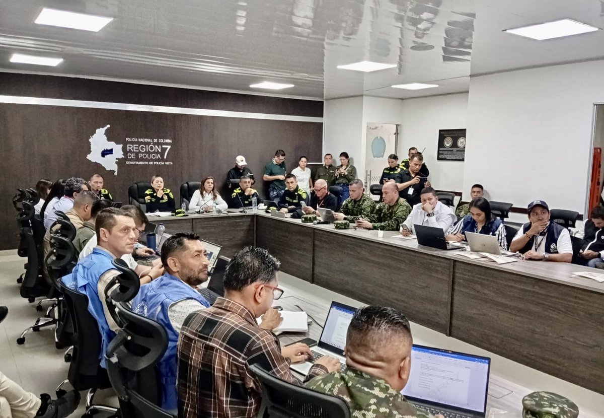 MisionONUCol's tweet image. En la apertura de la jornada electoral de este #8DeMarzo, estamos presentes en los #PMU e #ITPS a nivel nacional. Estos espacios fortalecen la articulación entre instituciones para contribuir al desarrollo de unas elecciones libres y en paz. La democracia, #ElValorQueCompartimos