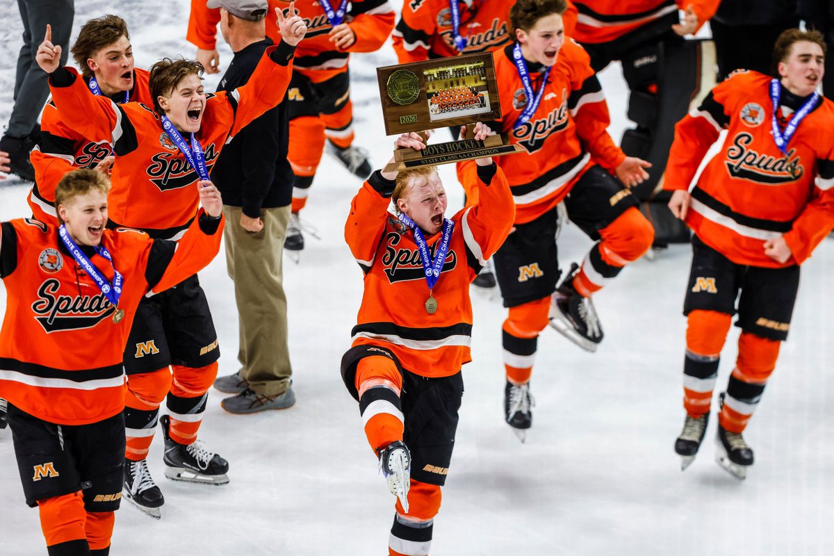 MinnyHockey's tweet photo. Unreal Tourney this year 🤩

Congrats again to Warroad &amp; Moorhead 🥇

STATE CHAMPS!

#TheTourney https://t.co/pVLhKN5THK