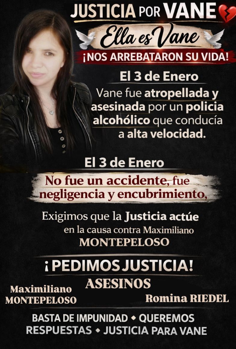 Hoy es el día de la mujer y yo solo espero que allá justicia por mí cuñada...
Ya los días no son iguales y más cuando sabes que los asesinos están como si nada en sus casas!!
Un día donde puedas y a pasar un día lindo y volver bien!!

#DiaInternacionalDeLaMujer
#8DeMarzo
