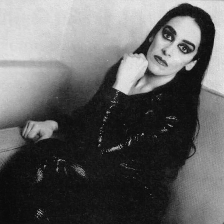 9393/4848/06(23)25/8484 tweet media