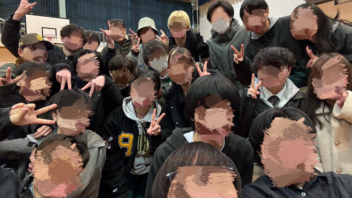 NITIC_KEION's tweet photo. 昨日は5送会でした‼️

最後に5年生さんのかっこいい演奏を見ることが出来て本当に良かったです
5年生さん達の背中を追って私たちも精進していきます🎸

来年度からは本格的に新しい部室となりますが引き続き一生懸命頑張ります‼️
何卒よろしくお願い致します🙇‍♀️🙇‍♀️ https://t.co/wZ7WnWZpCx