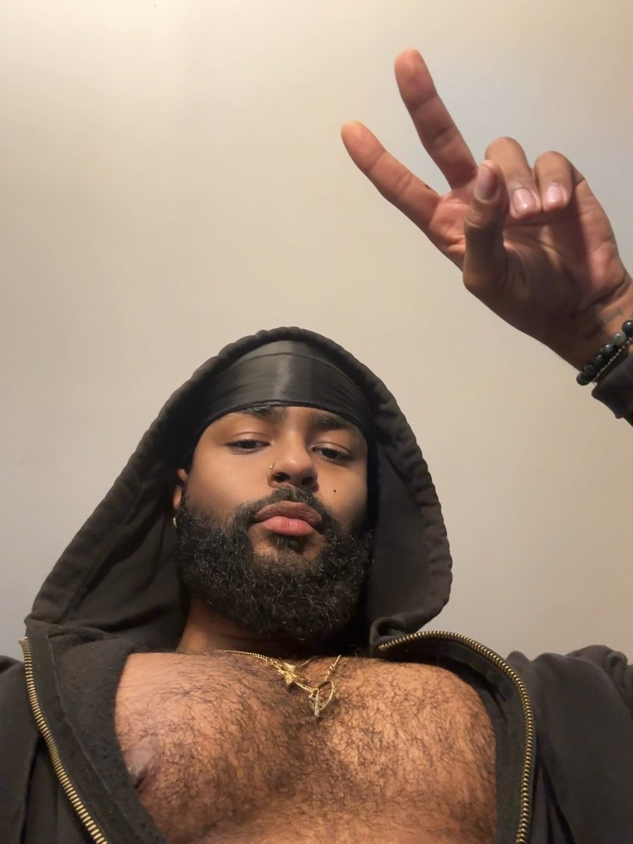 kingoflove tweet media