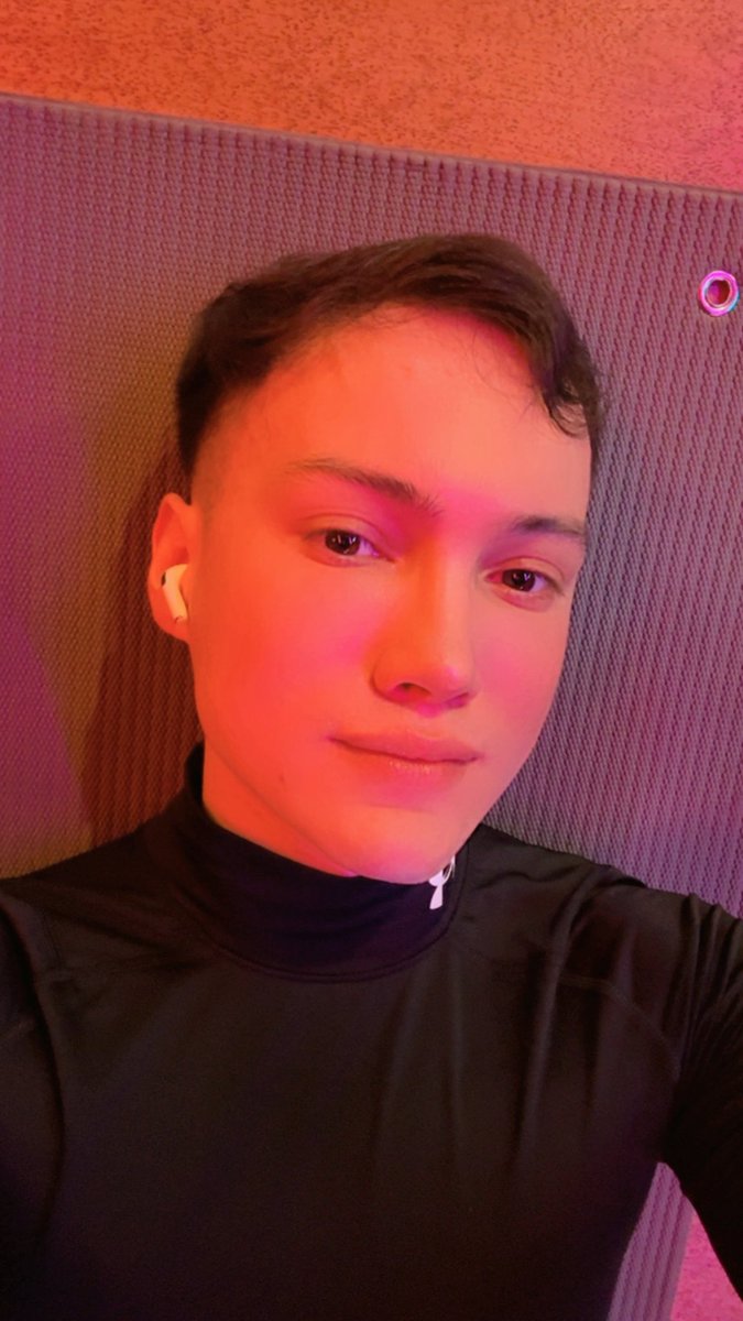 Daniel Bengel tweet media