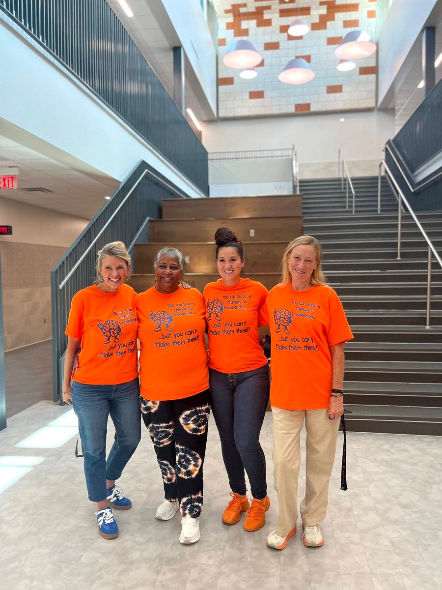 Robin Cox tweet media