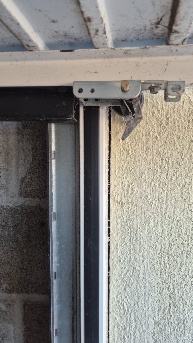 Ieuan Davis tweet media