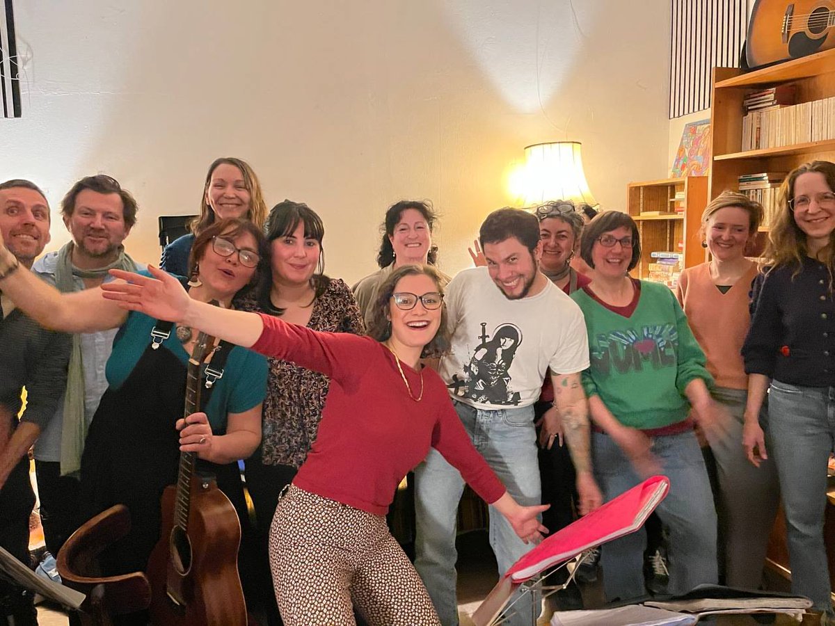 NFPCirco7FE's tweet photo. Soirée féministe et inclusive 💜

Hier Français du monde - ADFE Berlin et nouveaux Länder organisait une table ronde sur le féminisme et l’intersectionalité suivi d’un concert de la chorale Alors on chante. https://t.co/YwFwMxaRnL