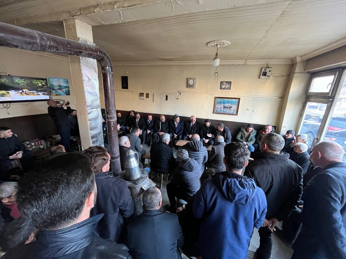 📍 Bingöl | Karlıova

Karlıova’da esnafımızı ziyaret ederek hayırlı ve bereketli kazançlar diledik. Ardından kıymetli hemşehrilerimizle bir araya gelip hasbihâl ettik; güzel sohbet eşliğinde talep ve önerilerini dinleyip istişarelerde bulunduk.

Güzel misafirperverlikleri için