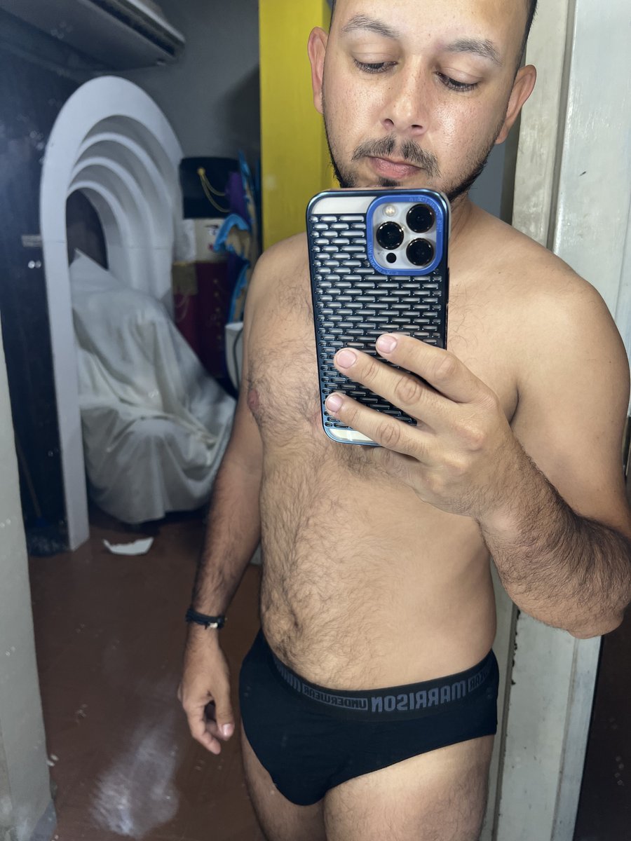 AlexTo19's tweet photo. Hola https://t.co/1qKFpYeego