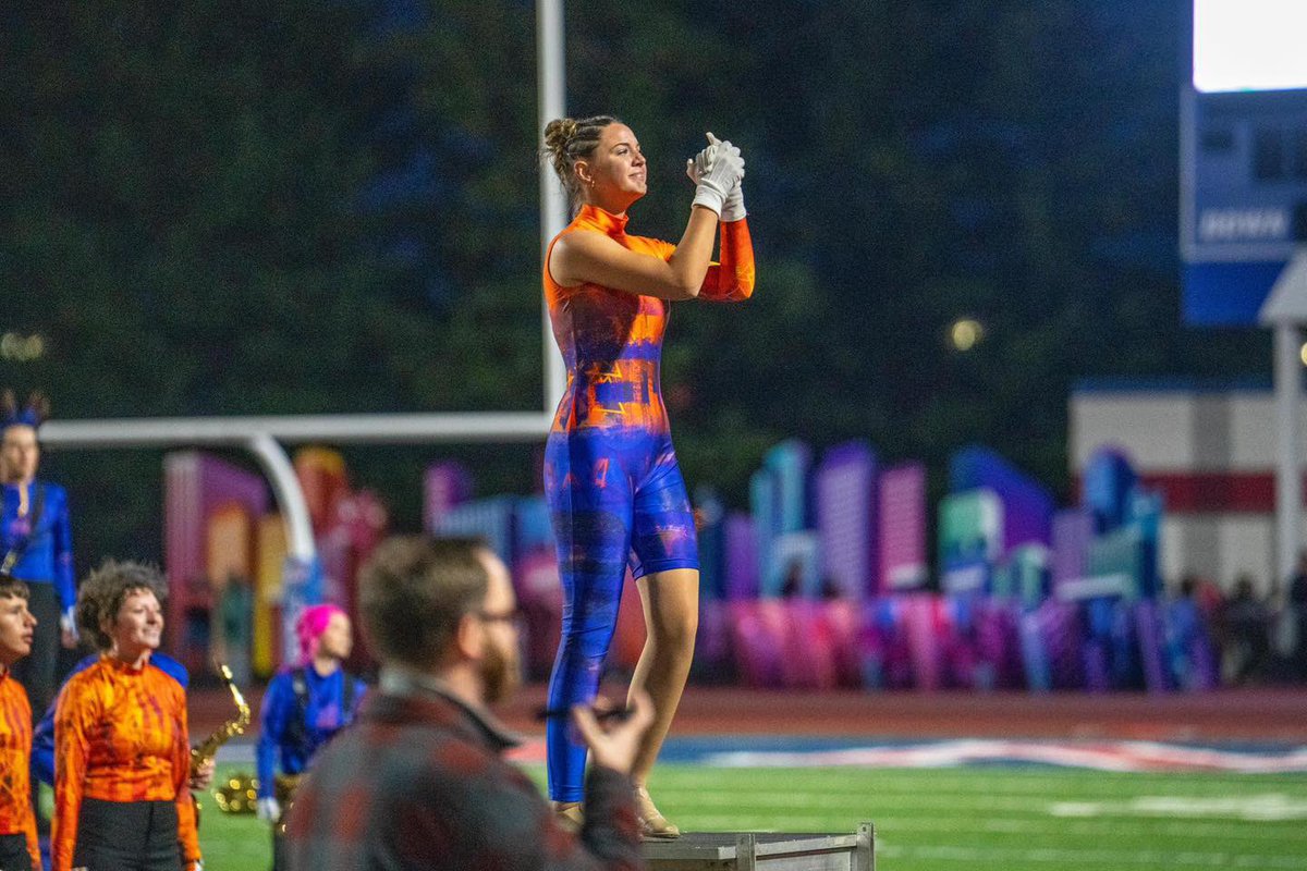 Eastern Brown Bands tweet media