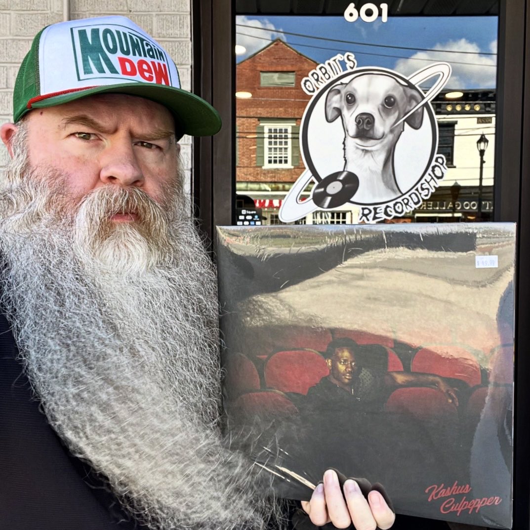 Orbit’s Record Shop tweet media